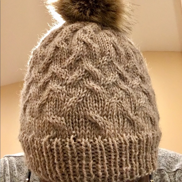 Hand knitted accessories - Picture 2 of 13